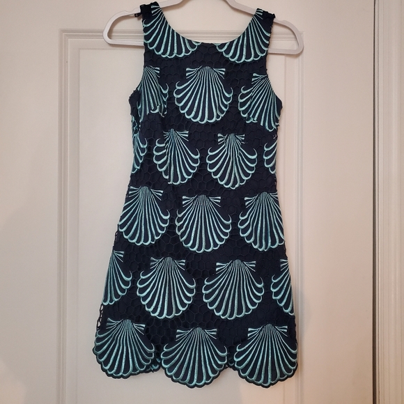 ⭐️Lily Pulitzer Dress - Picture 1 of 6